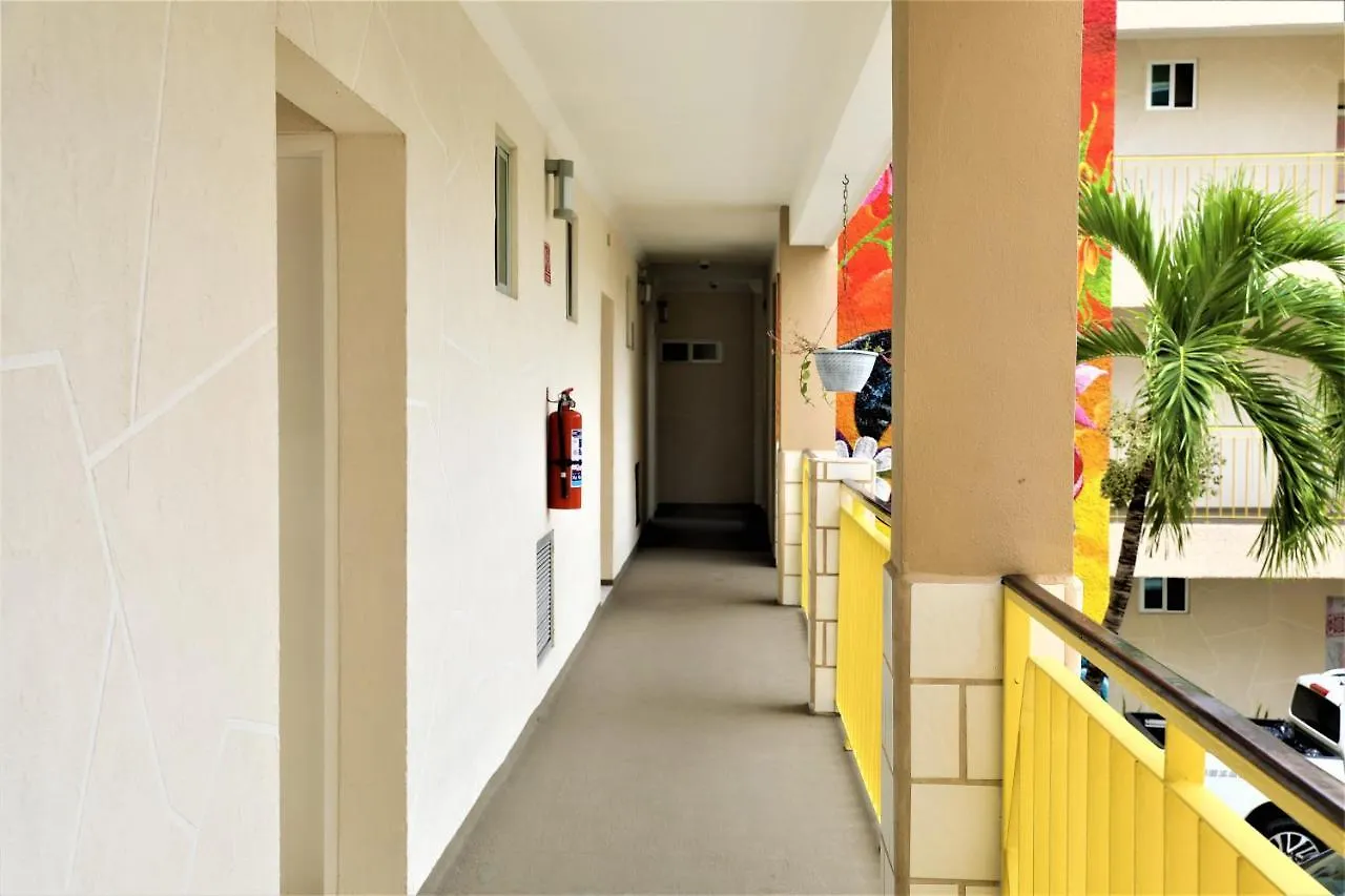 Hotel 12 Bees By Kavia Playa del Carmen